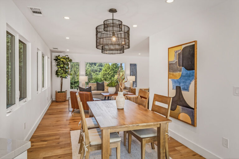 Dining (2)